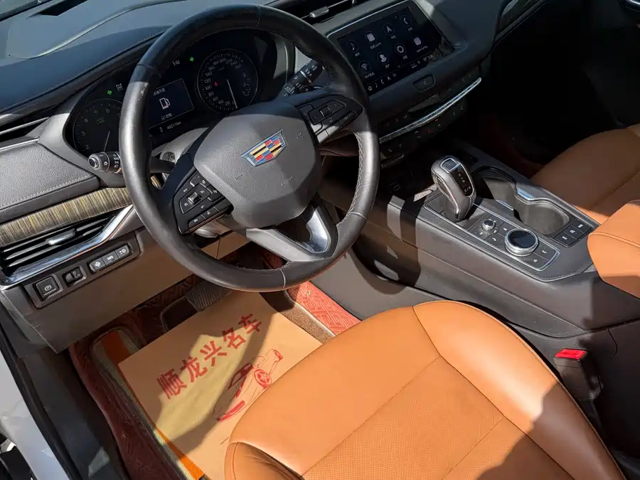 Cadillac XT4