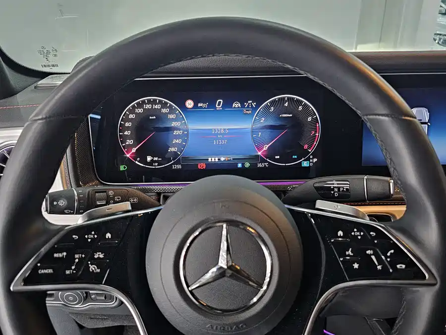 Mercedes Benz G-rated