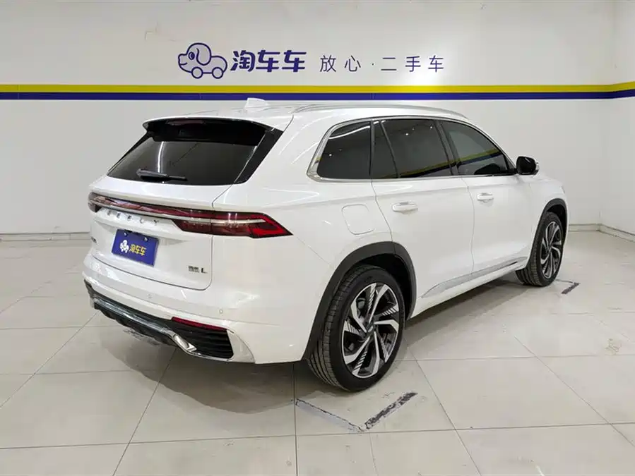 Geely Xingyue L