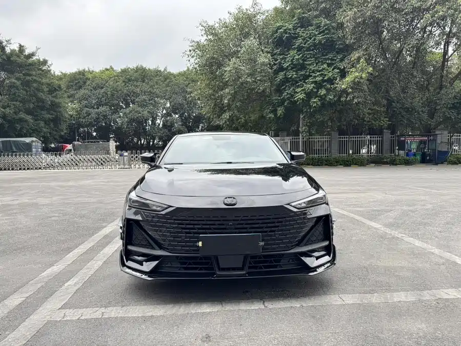 Changan UNI-V