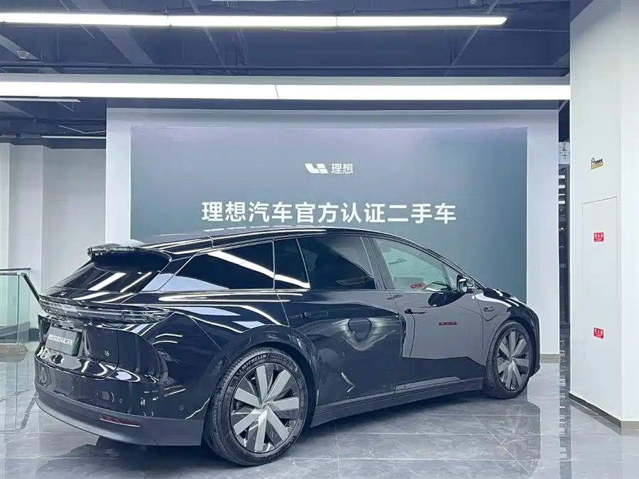 Li Auto i6