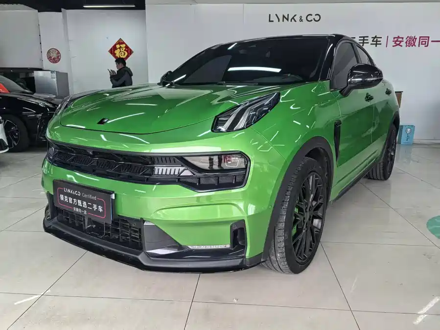 Lynk & Co 05