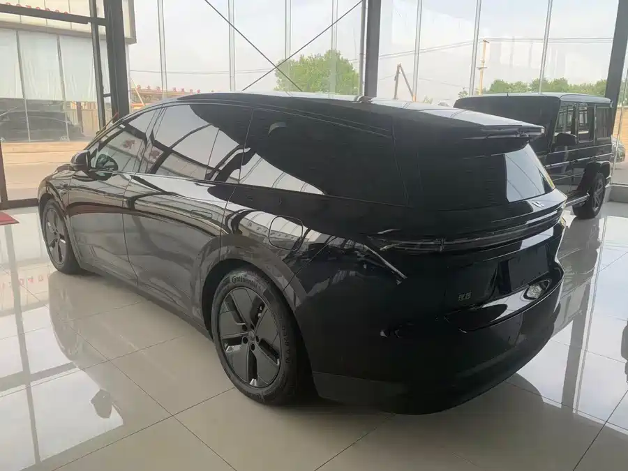 Li Ideal i8