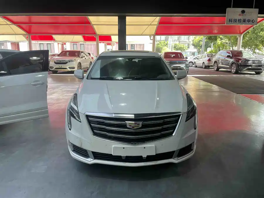 Cadillac XTS