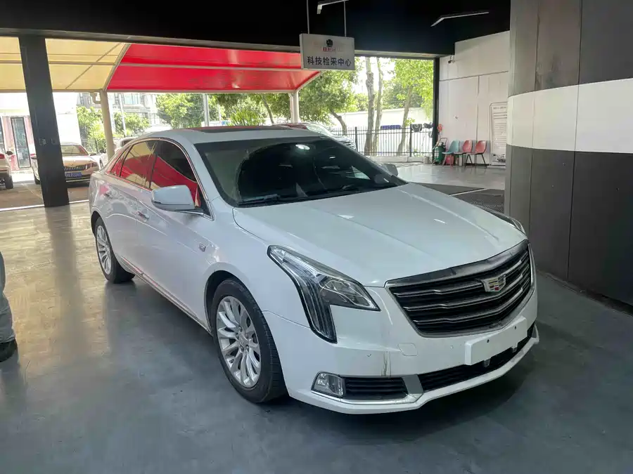 Cadillac XTS