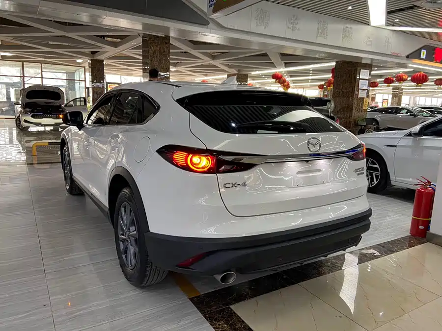 Mazda CX-4