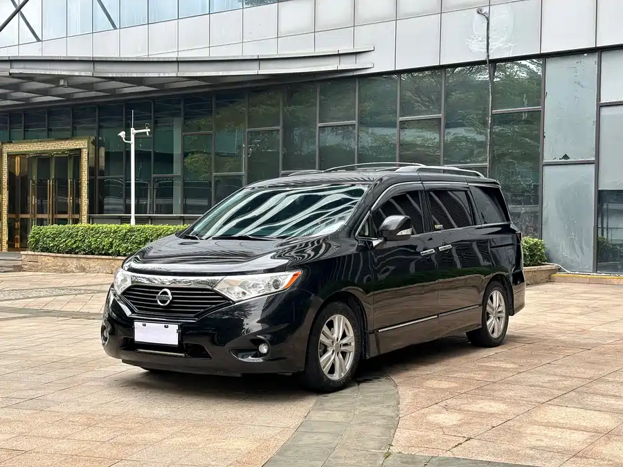 Nissan Quest