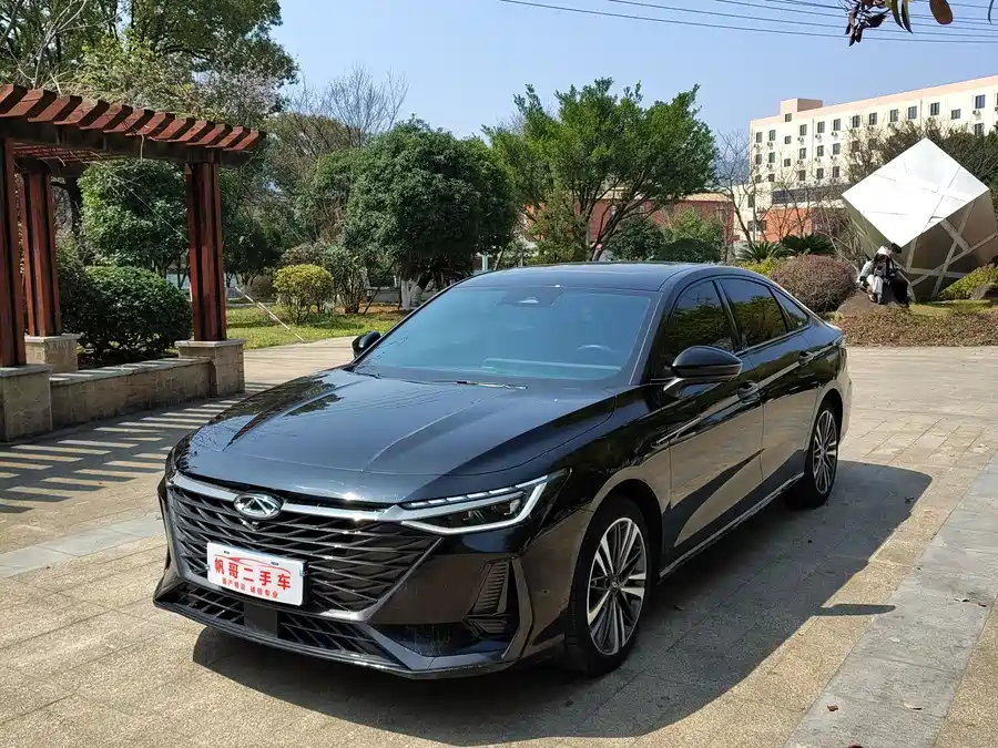 Chery Arrizo 8