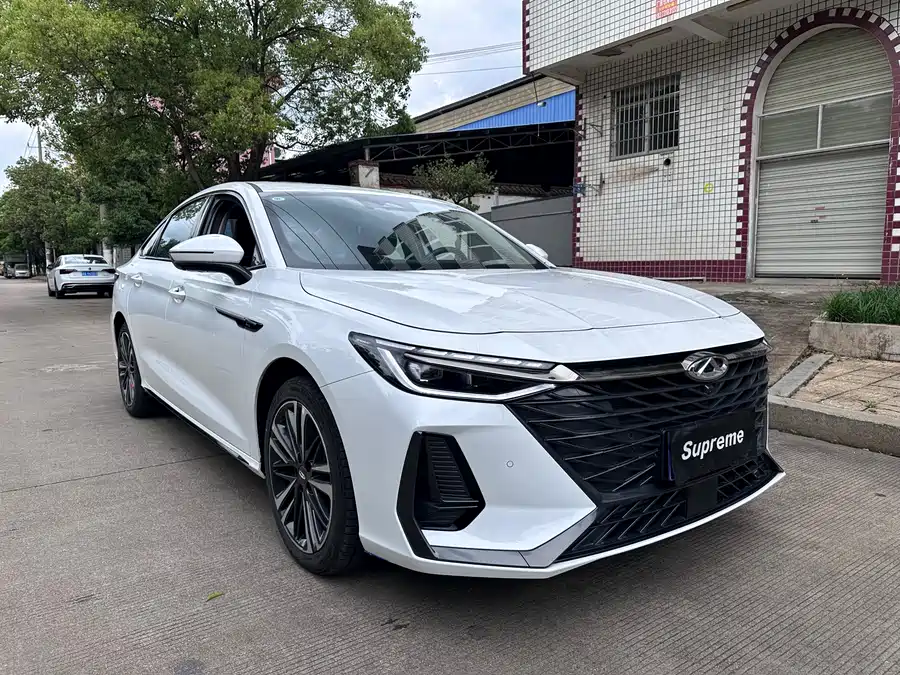 Chery Arrizo 8