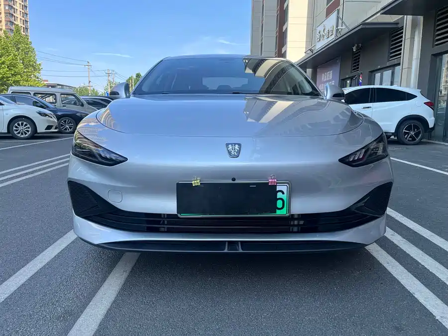 Roewe D7