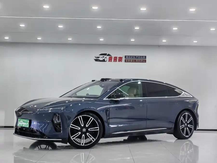 NIO ET9