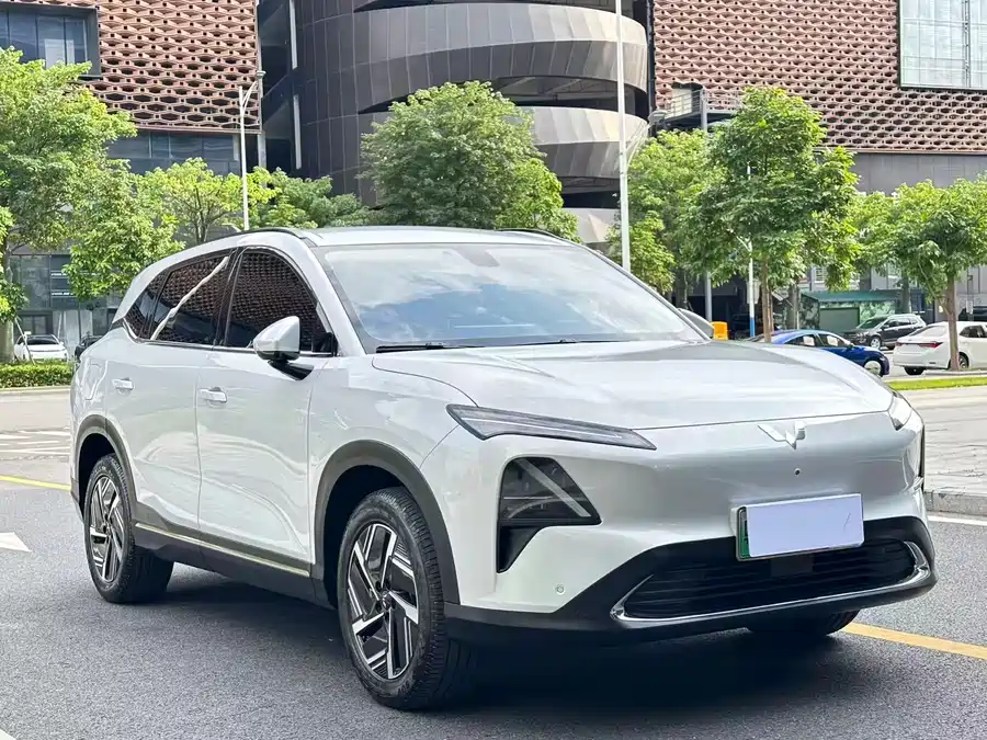 Wuling Starlight S