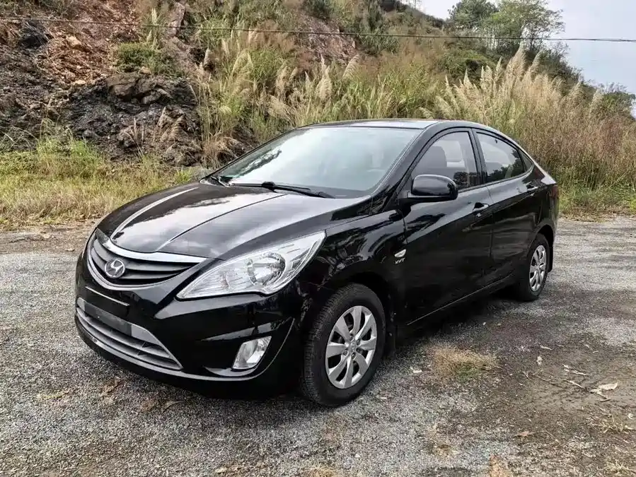 Hyundai Rena