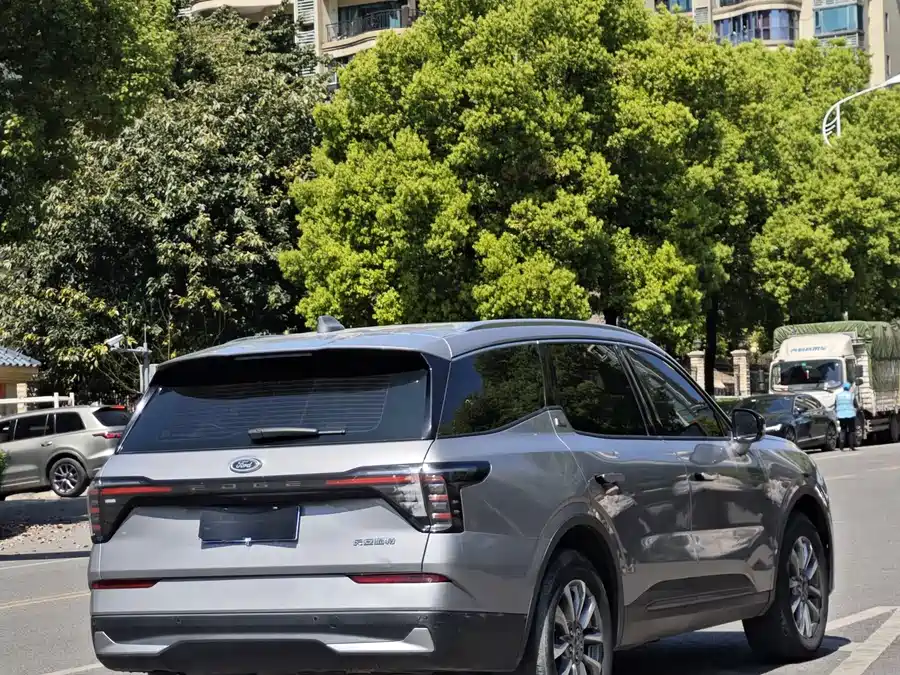 Ford Edge