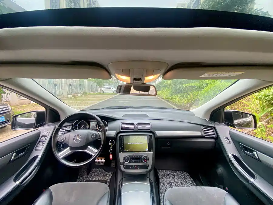 Mercedes Benz R-rated