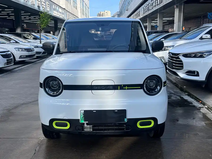 Geely Panda