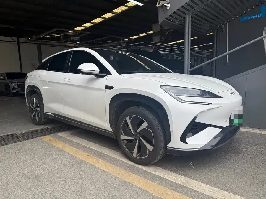 BYD Sea Lion 07 EV