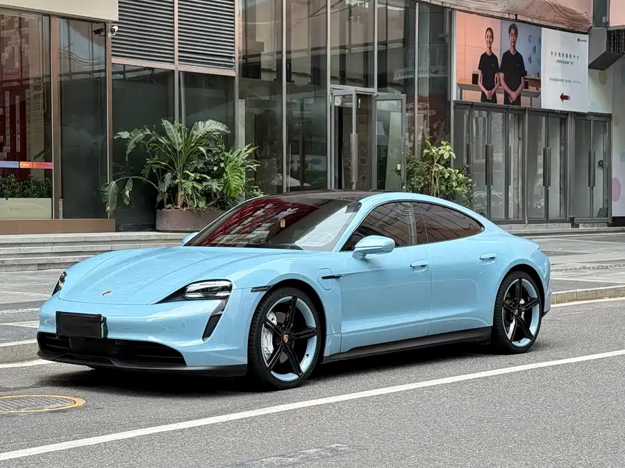 Porsche Taycan