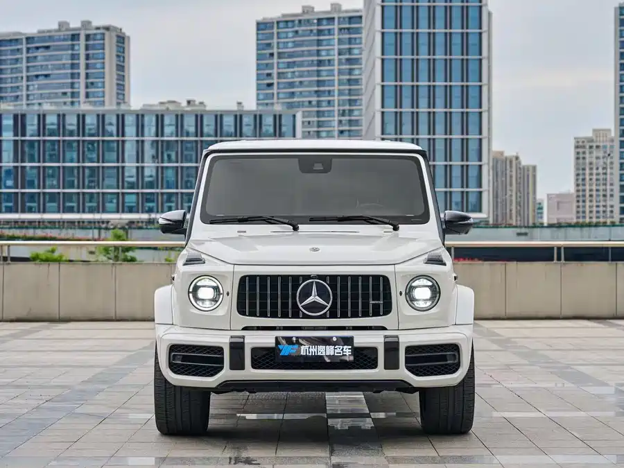 Mercedes Benz G-rated