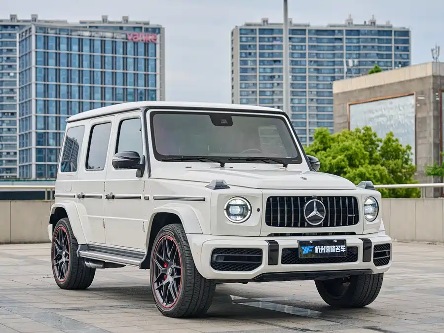 Mercedes Benz G-rated