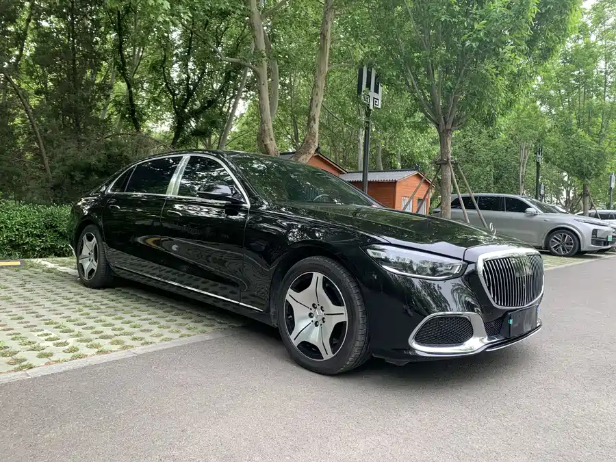 Mercedes Benz Maybach S-Class