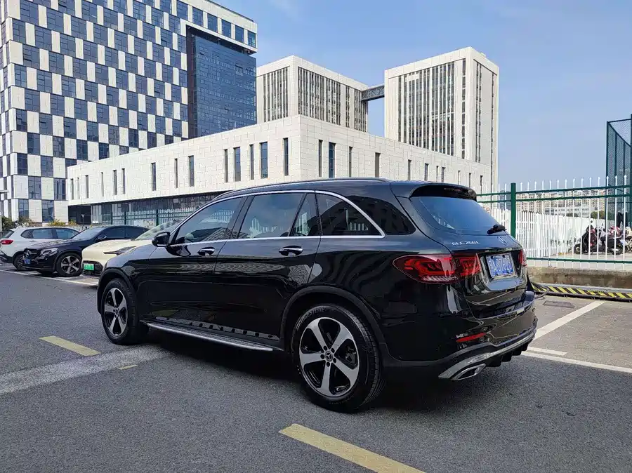 Mercedes Benz GLC
