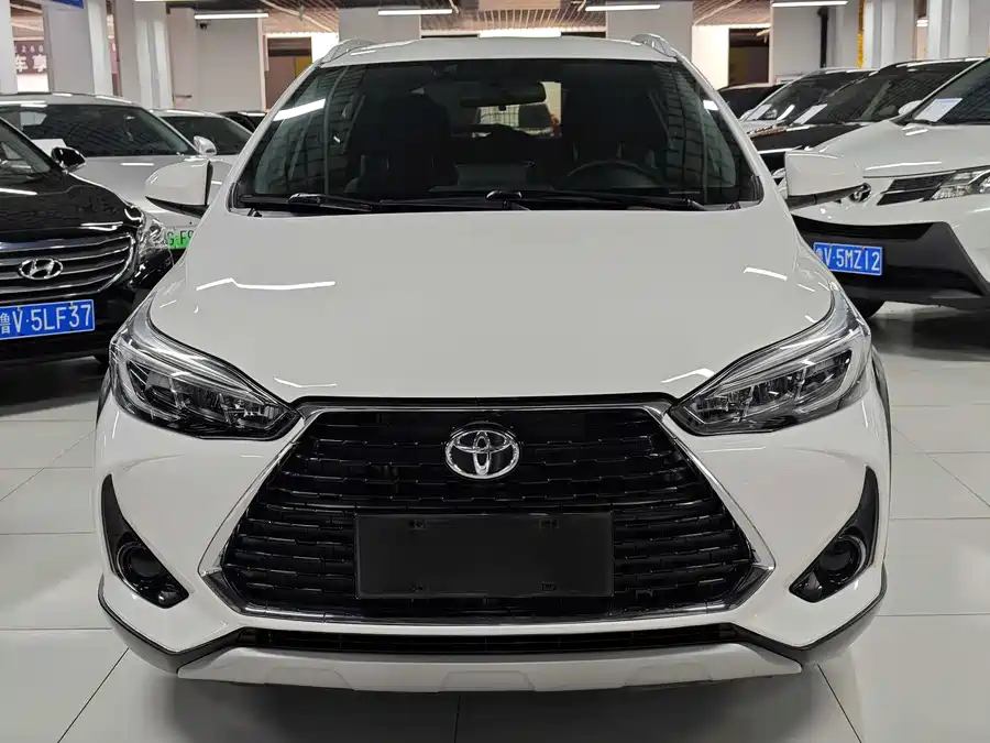 Toyota YARiS L