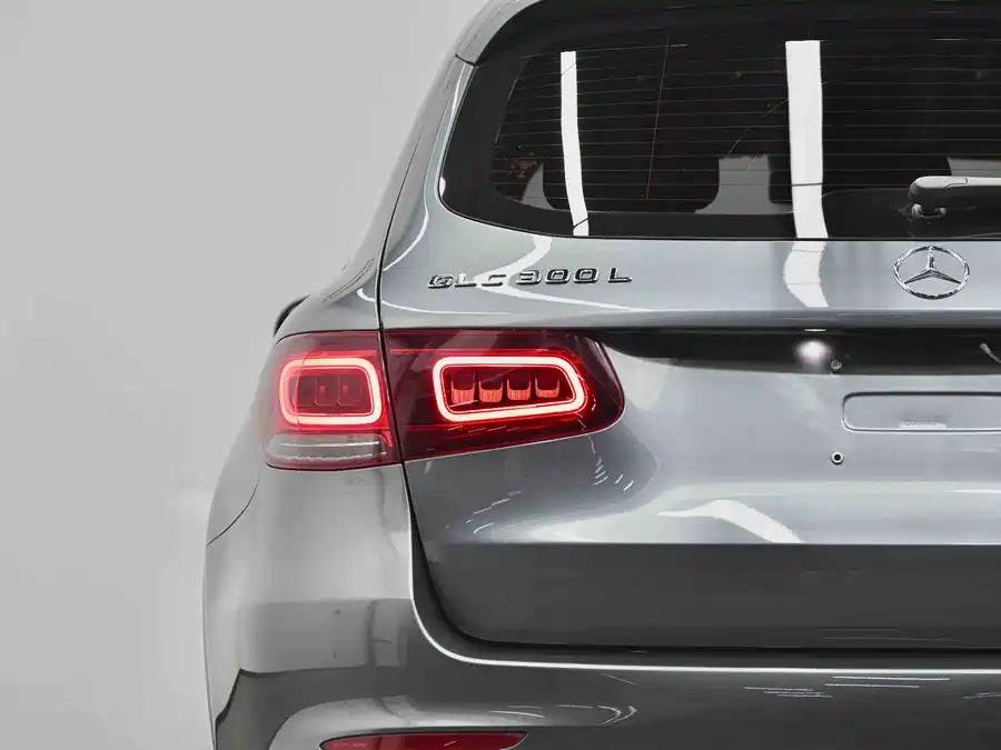Mercedes Benz GLC