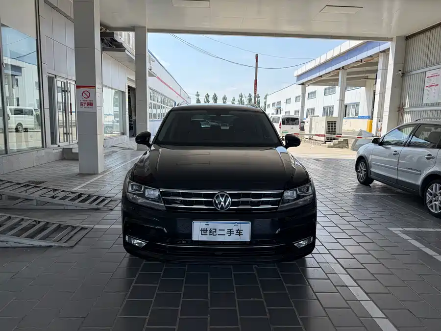 Volkswagen Tiguan L
