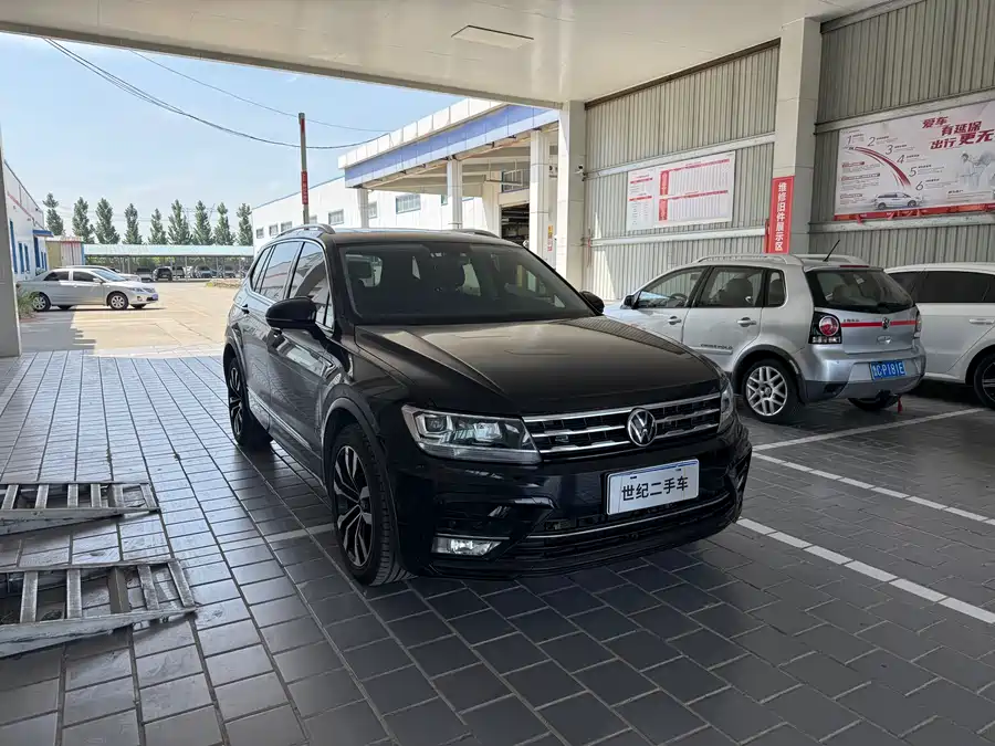 Volkswagen Tiguan L