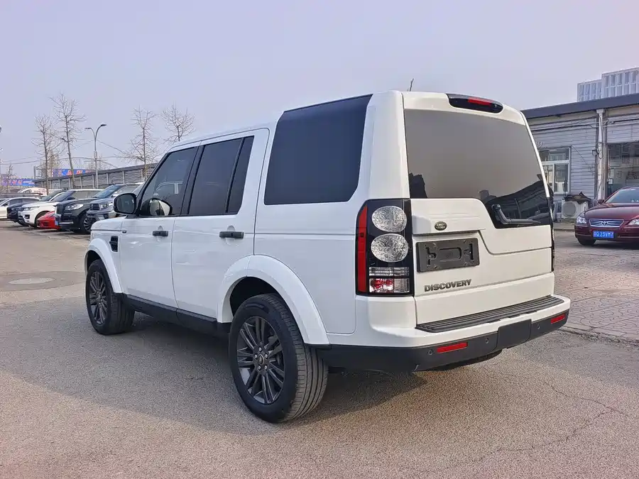 Land Rover finds