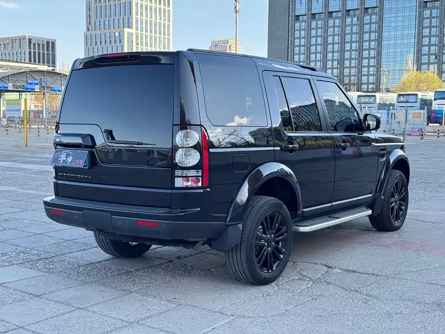 Land Rover finds