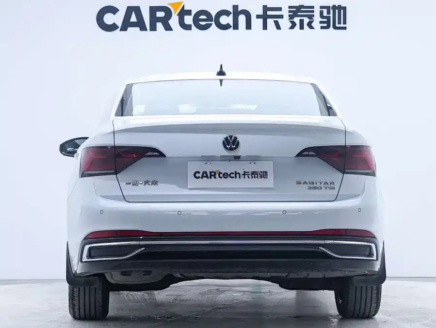 Volkswagen Sagitar