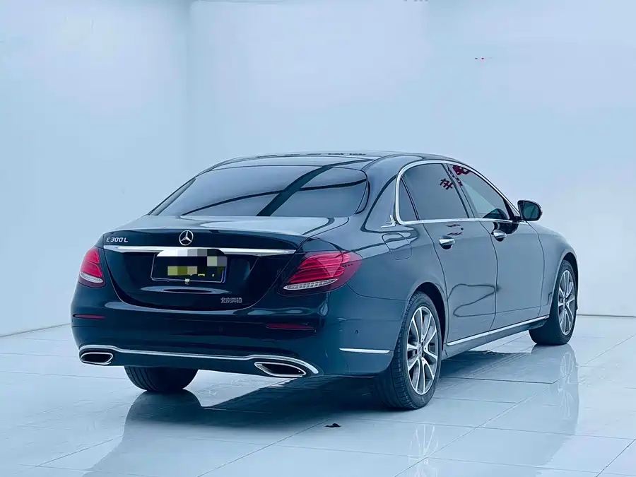 Mercedes Benz E-Class