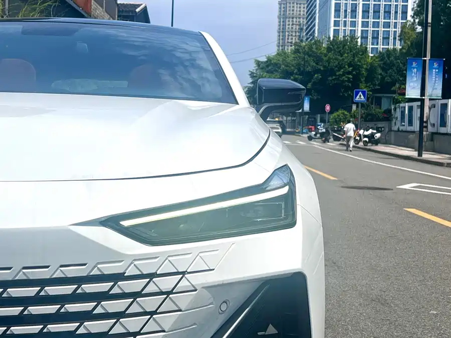 Changan UNI-V