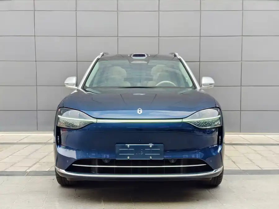 AITO Wenjie M9