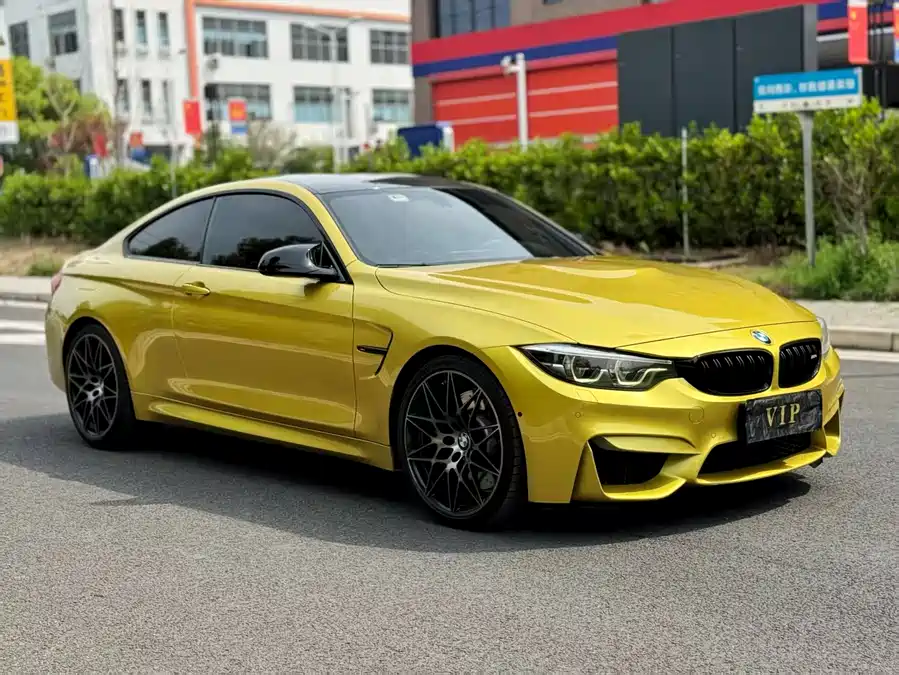BMW M4