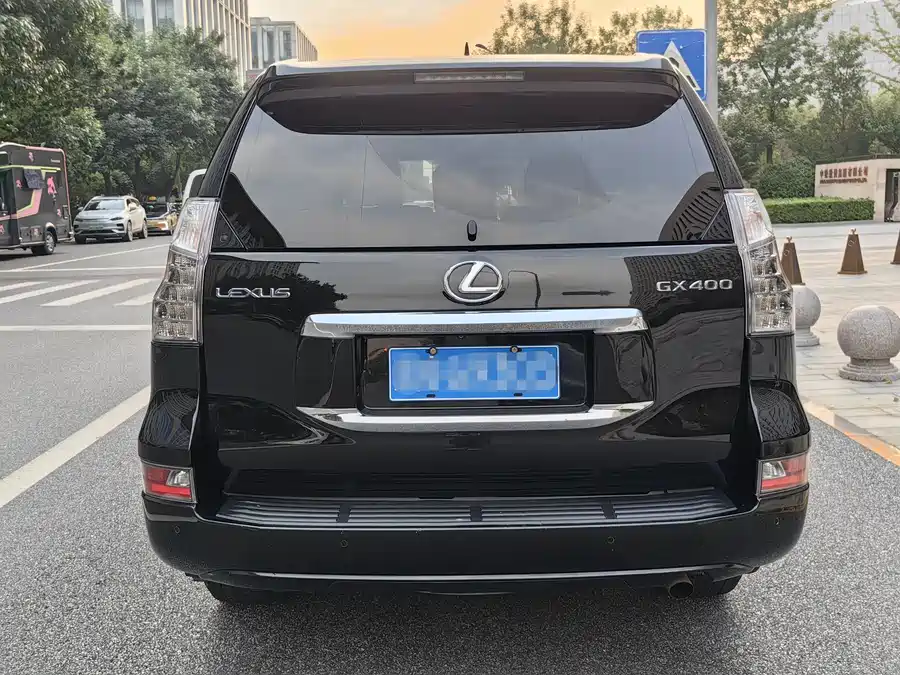 Lexus GX