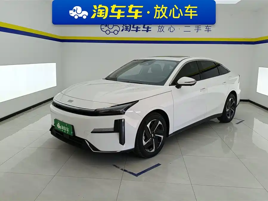 Geely Galaxy L6