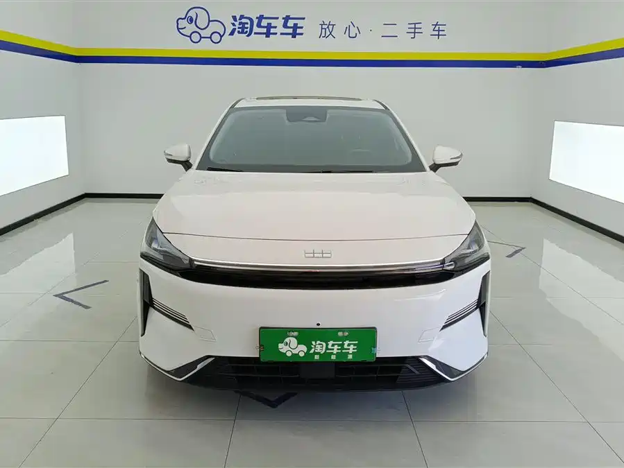 Geely Galaxy L6