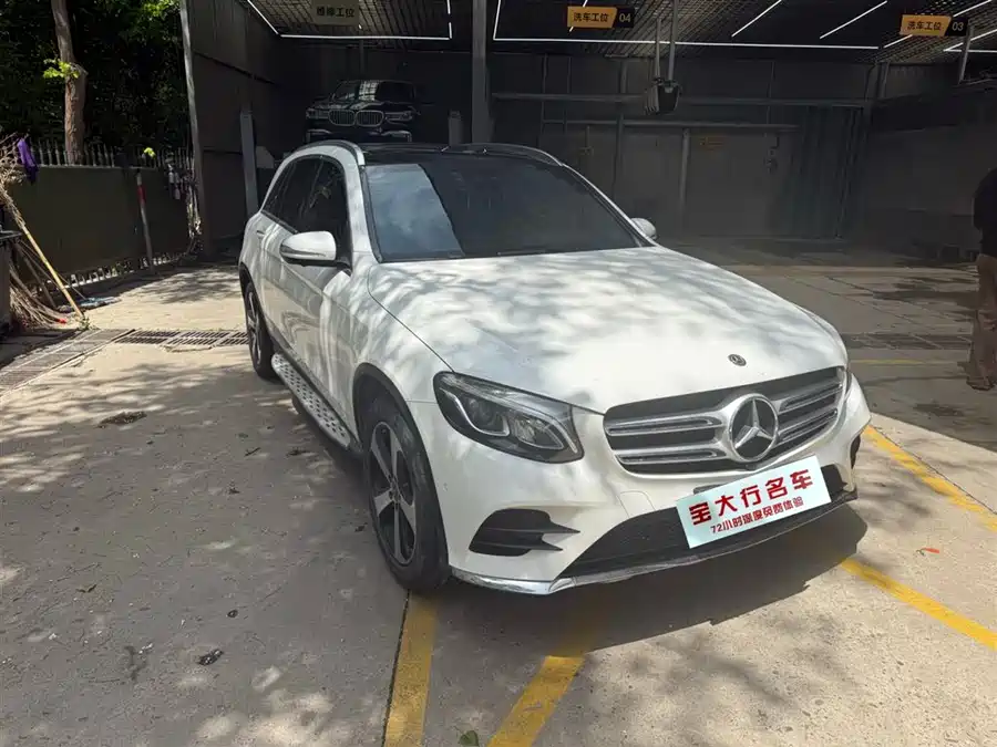 Mercedes Benz GLC
