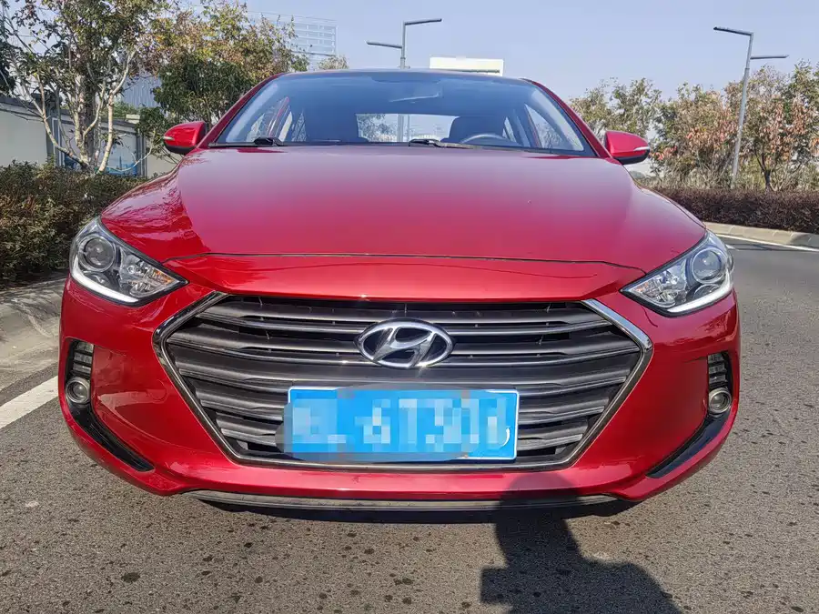 Hyundai elantra