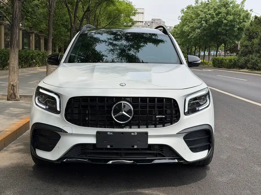 Mercedes Benz GLB AMG