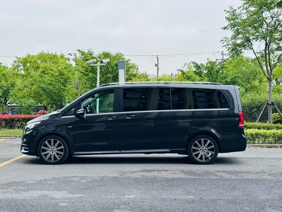 Mercedes Benz Class V