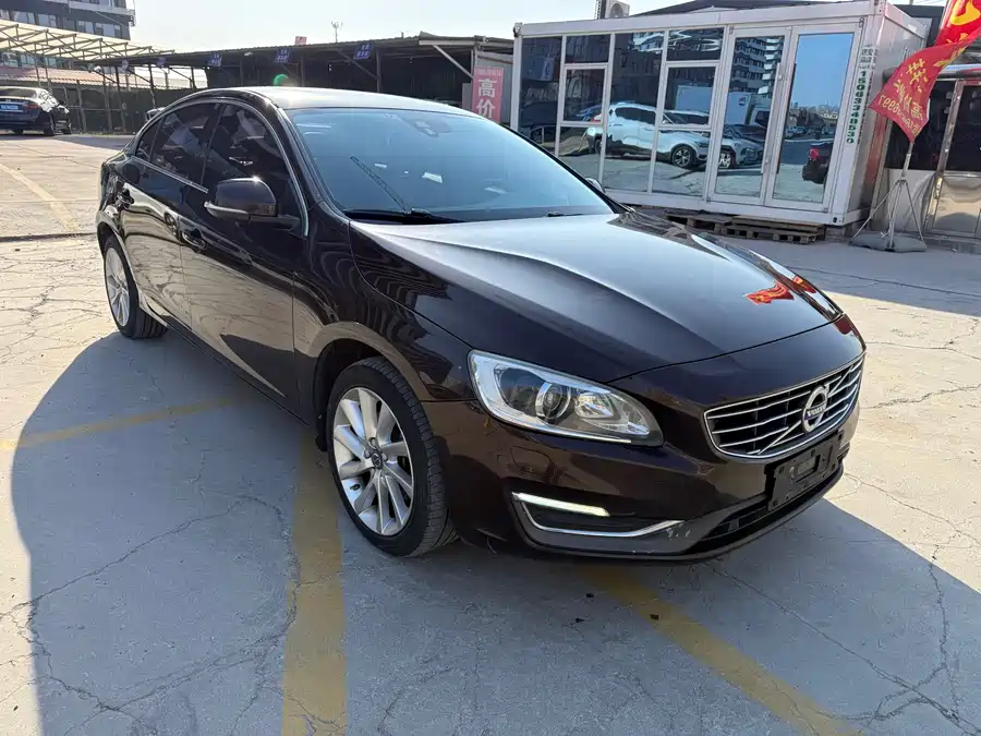 Volvo S60