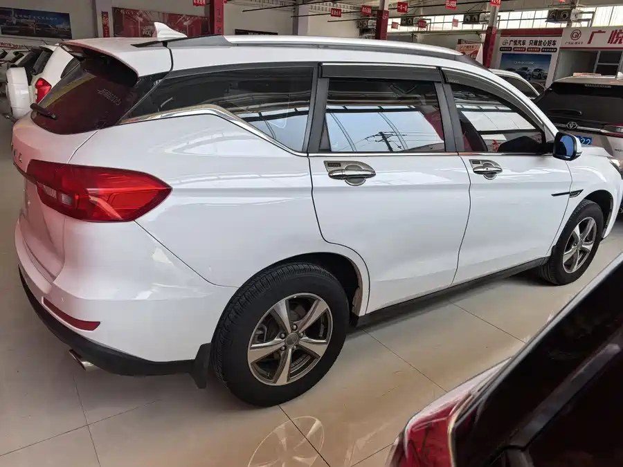 Haval M6