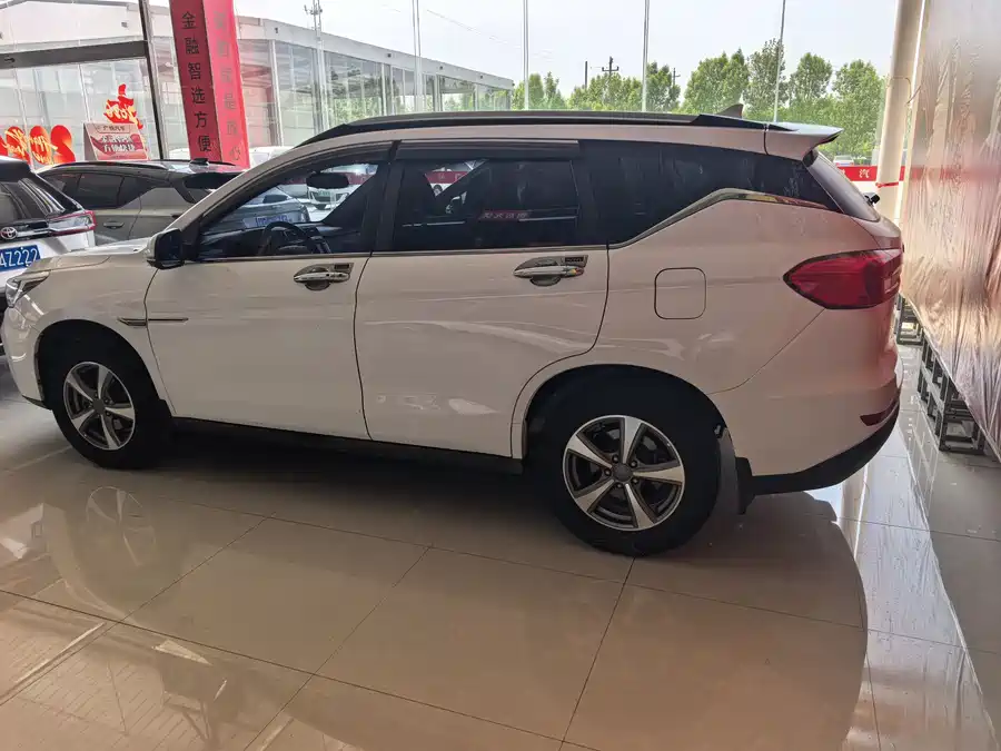Haval M6