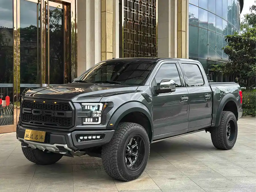Ford F-150 Raptor