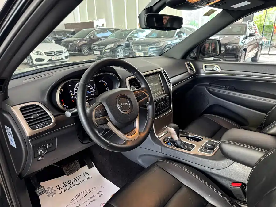 Jeep Grand Cherokee