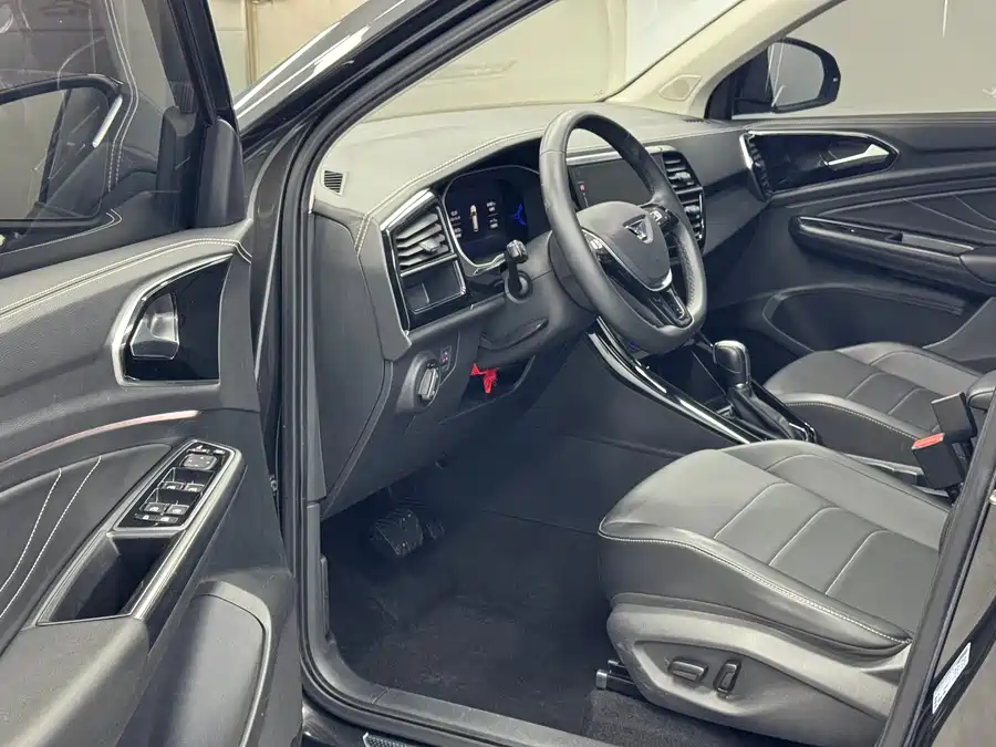 Jetta VS7